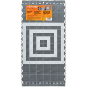 Fiskars Self Healing Folding Cutting Mat 24X36 Inch 1 Pack of 6 Piece