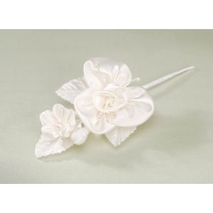 Large Satin Flower With 3 Buds Ivory