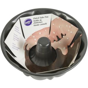 Wilton Fluted Tube Pan-6